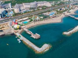 LONG BEACH RESORT & SPA